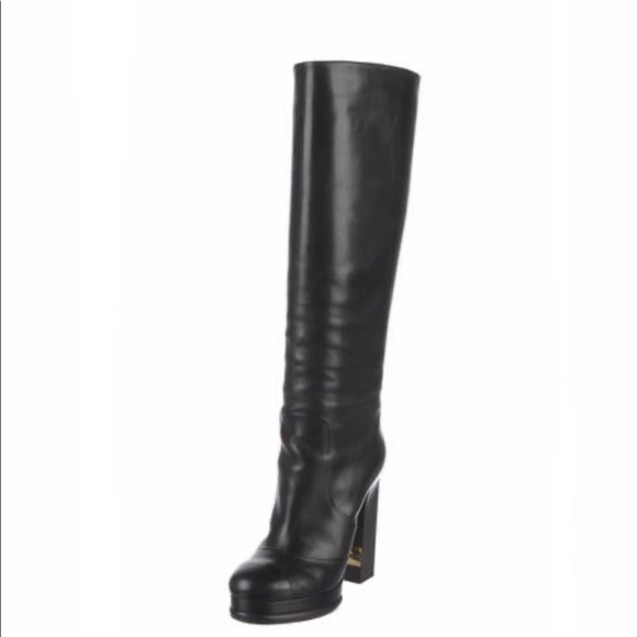 SOLD CHANEL Leather Boots 7 1/2, 37.5 need to sell!! - Picture 2 of 6